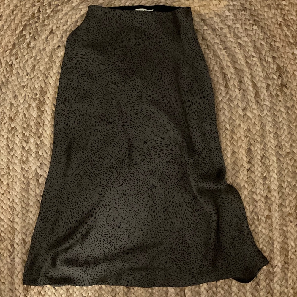 Aritzia Babaton Slip Satin Maxi Skirt